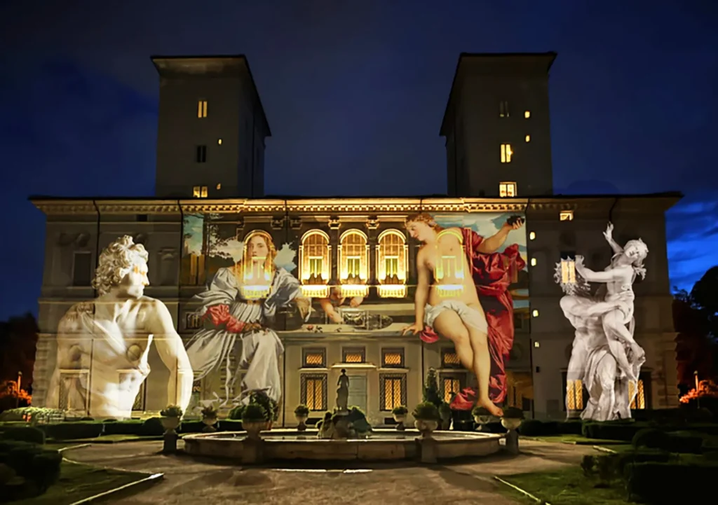 La facciata illuminata della Galleria Borghese